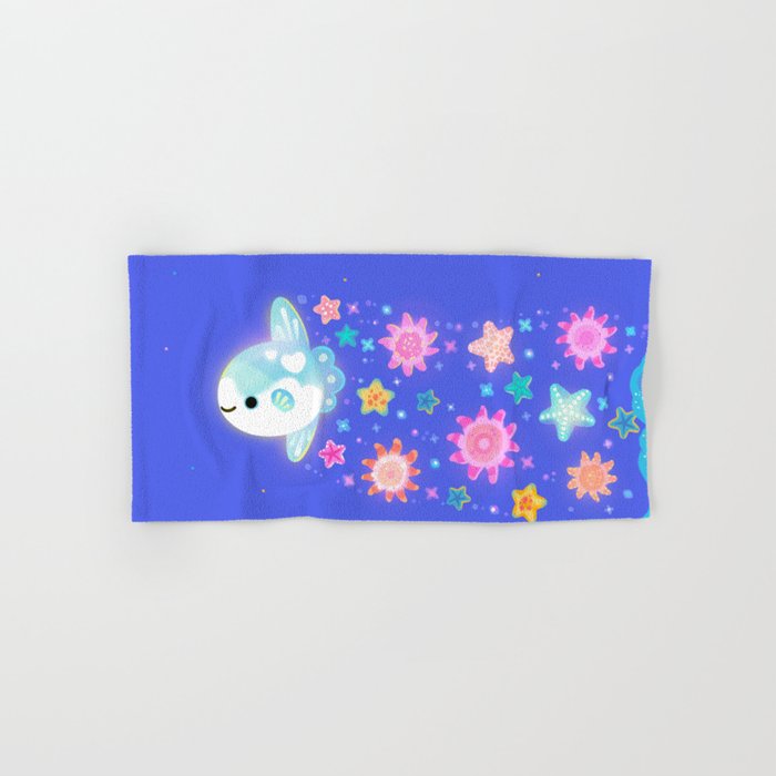 Sun and star Bath Towel Gallery Image 1