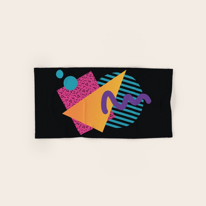 Memphis Pattern 29 / 80s - 90s Retro Bath Towel Gallery Image 1