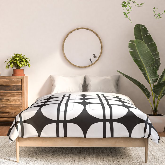 Mid Century Modern Scandinavian Geometric 132 Black and White Comforter Gallery Image 3