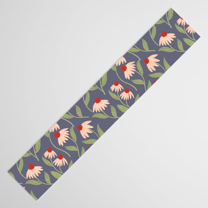 Vase of daisies Table Runner Gallery Image 3