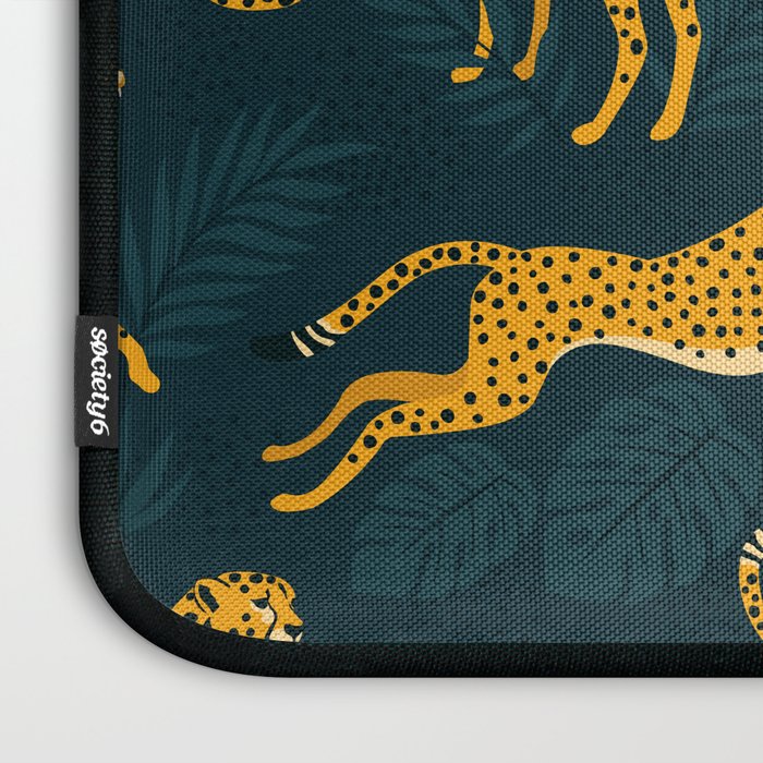 Leopard pattern Black Laptop Sleeve Gallery Image 3