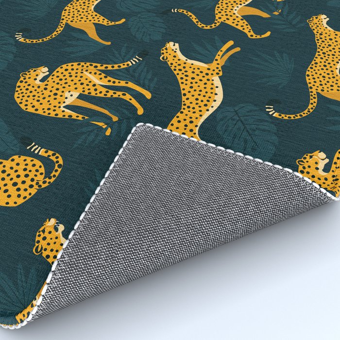 Leopard pattern Black Rug Gallery Image 4