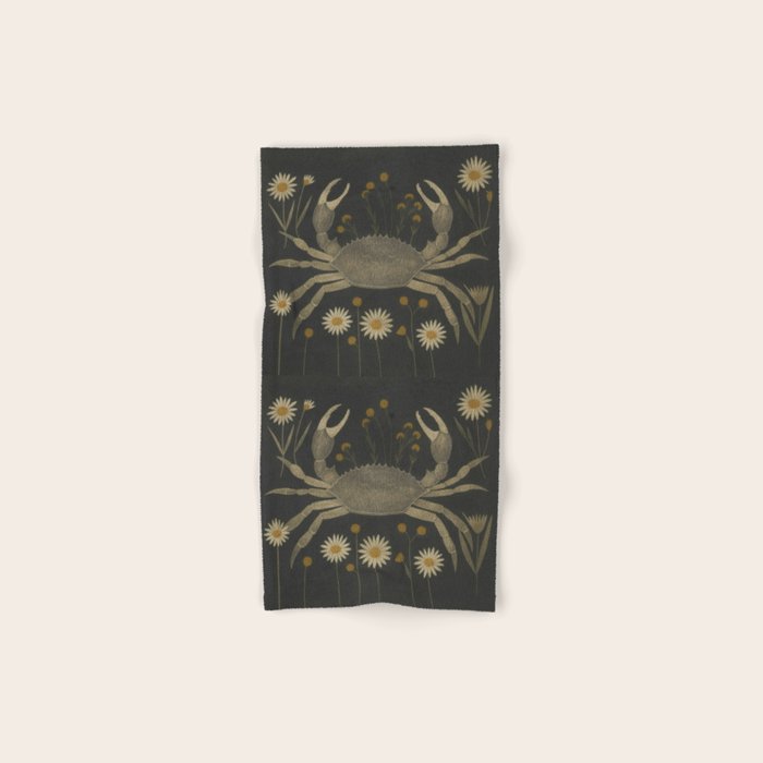 Crab with Daisies Bath Towel Gallery Image 1