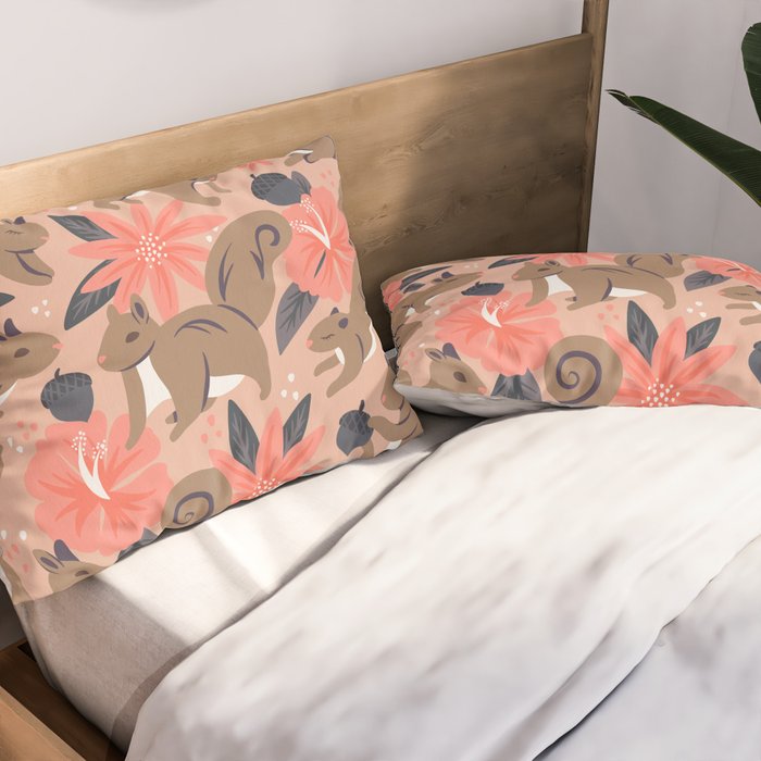 Squirrels & Blooms â Peach & Tan Pillow Sham Gallery Image 2