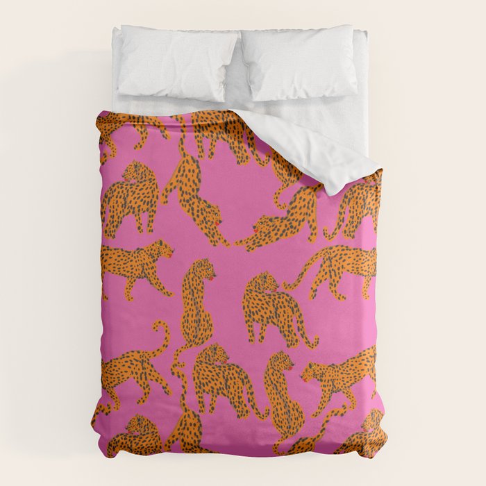 Abstract leopard with red lips illustration in fuchsia background  Duvet Cover Gallery Image 1