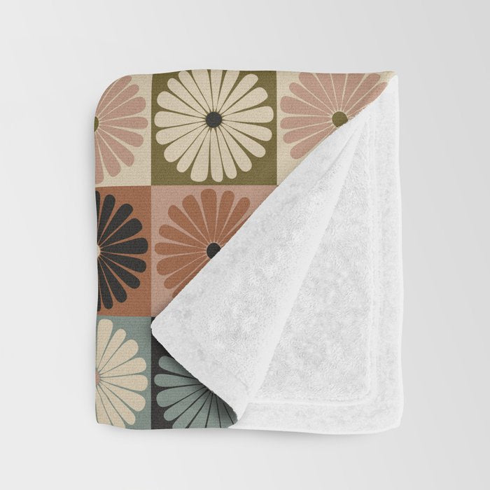 Retro Flowers Check Pattern II Throw Blanket Gallery Image 3