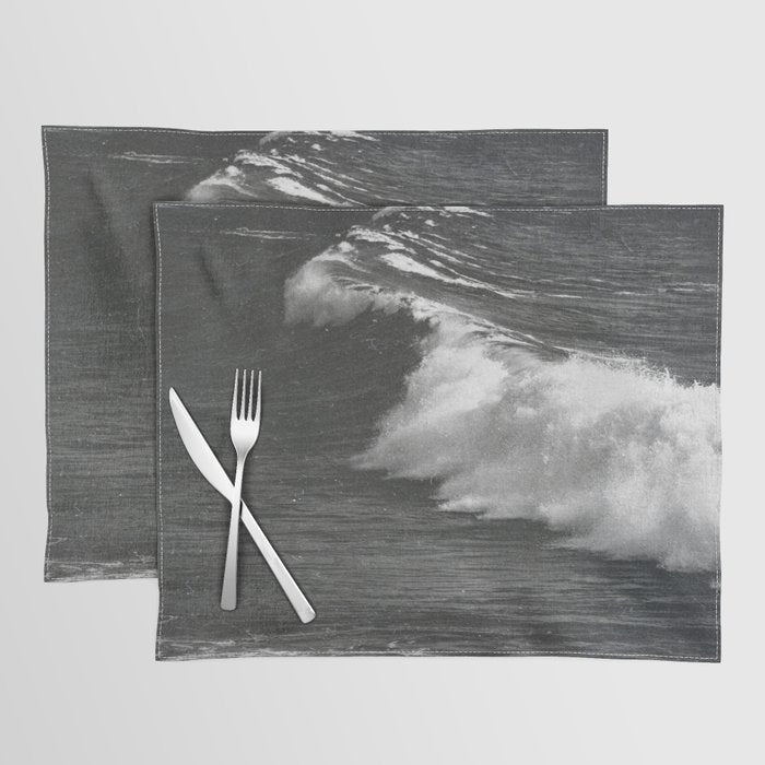 SUMMER WAVES VI Placemat Gallery Image 1
