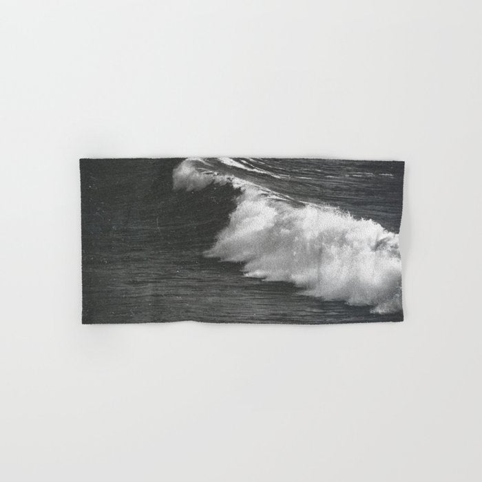 SUMMER WAVES VI Bath Towel Gallery Image 1