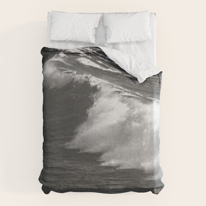 SUMMER WAVES VI Duvet Cover Gallery Image 6