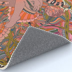 Queen Rug Gallery Image 4