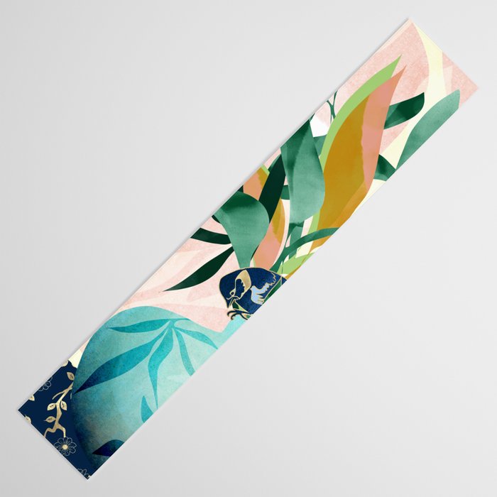 Vintage Vase Abstract Table Runner Gallery Image 3