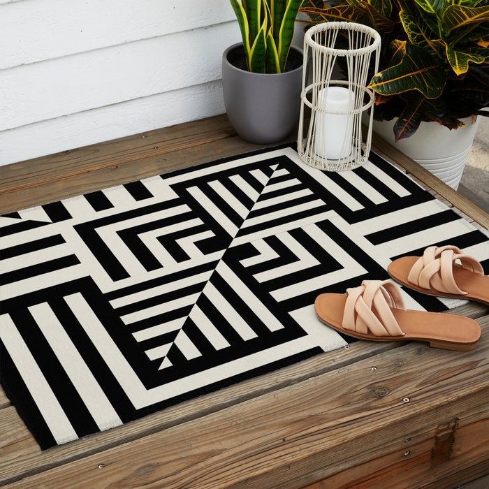 Layers 4 pattern black Outdoor Rug Gallery Image 2
