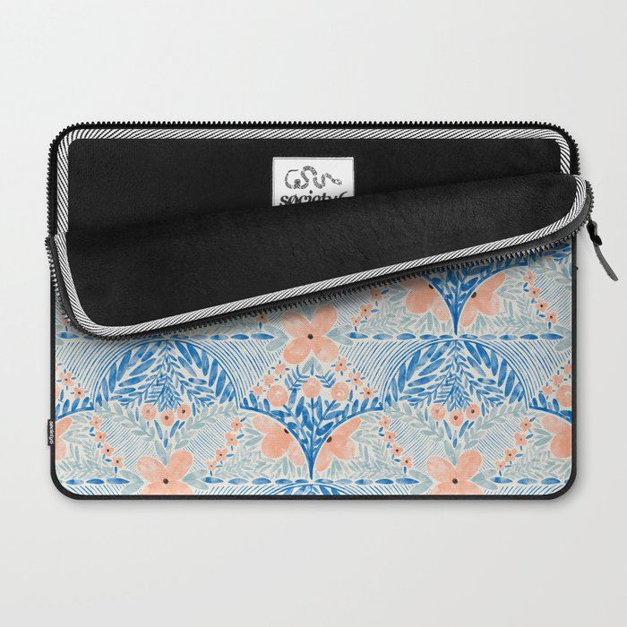 Chic Floral Decor BP Laptop Sleeve Gallery Image 2
