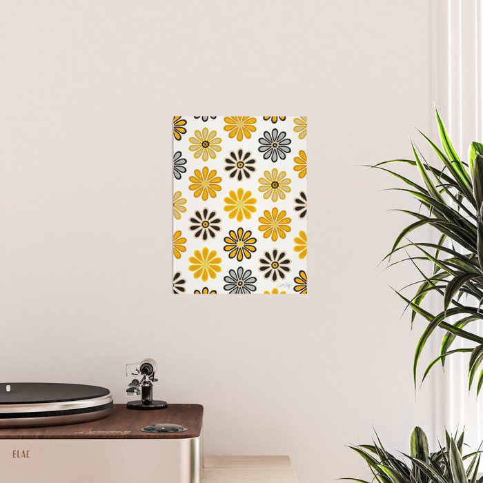 Retro Florals â Yellow & Black Poster Gallery Image 2
