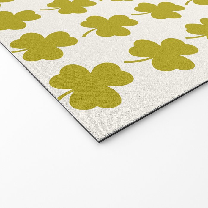 Clovers XIX Chartreuse Botanical Pattern Welcome Mat Gallery Image 2