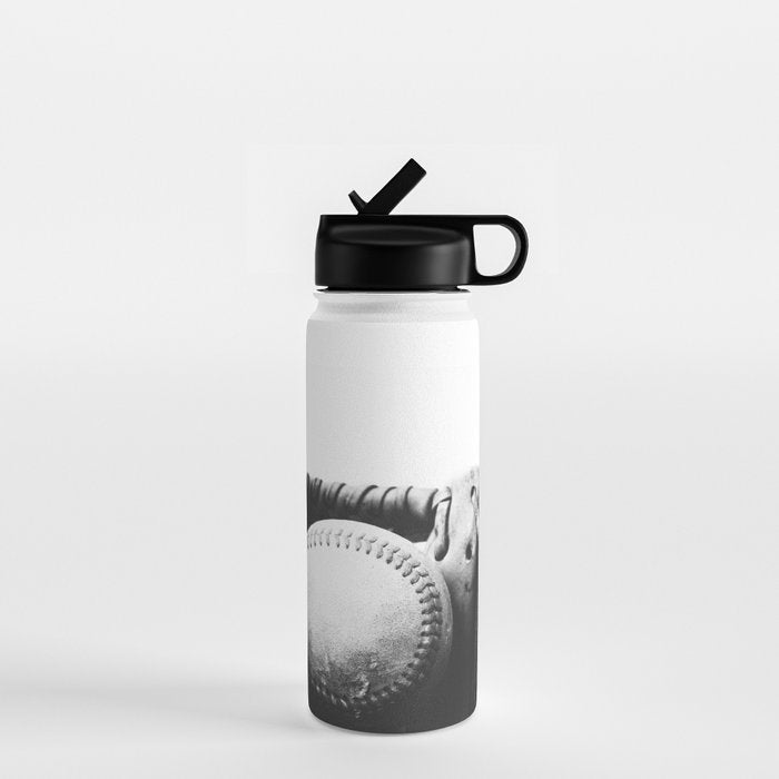 Old retro baseball monochrome ball and glove Water Bottle