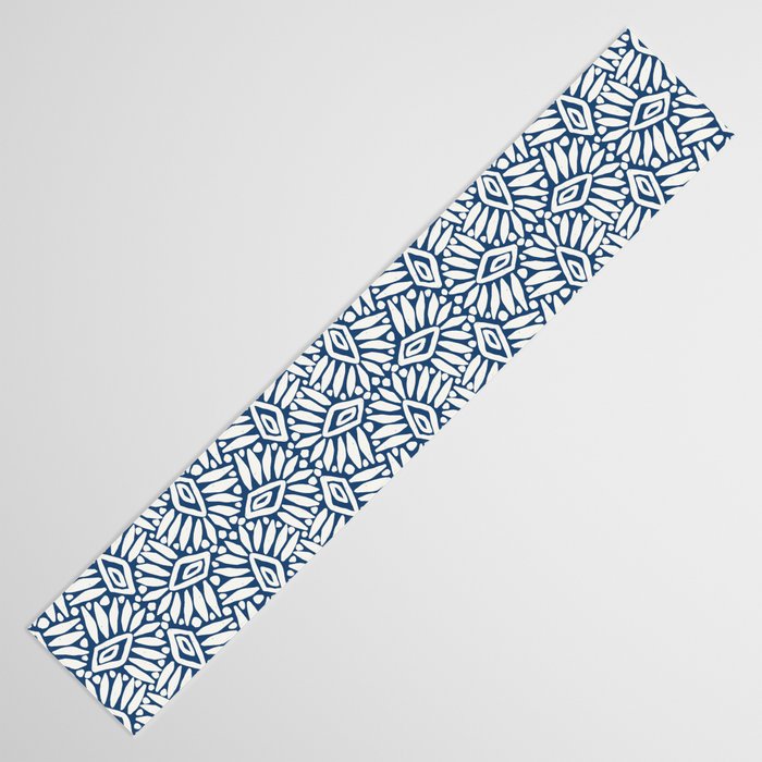 Palm Ogee Table Runner Gallery Image 3