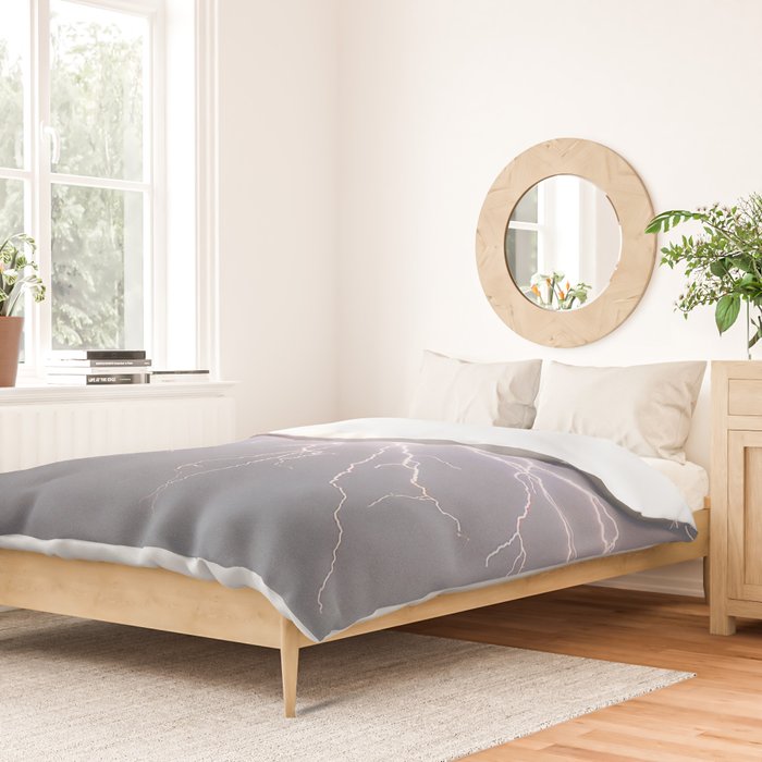 Bird on lightning bolt - Fantail Duvet Cover Gallery Image 2