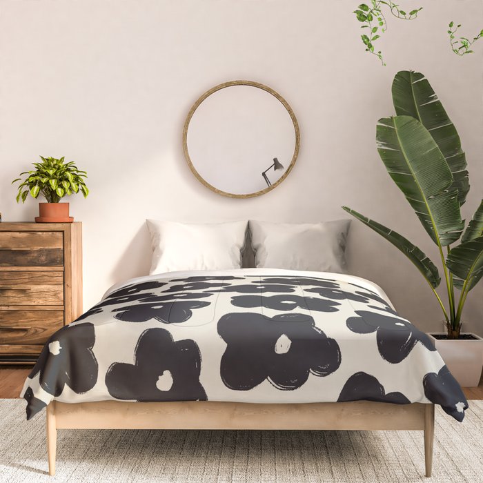 Daisies Pattern NO.1 | Black White Comforter Gallery Image 3