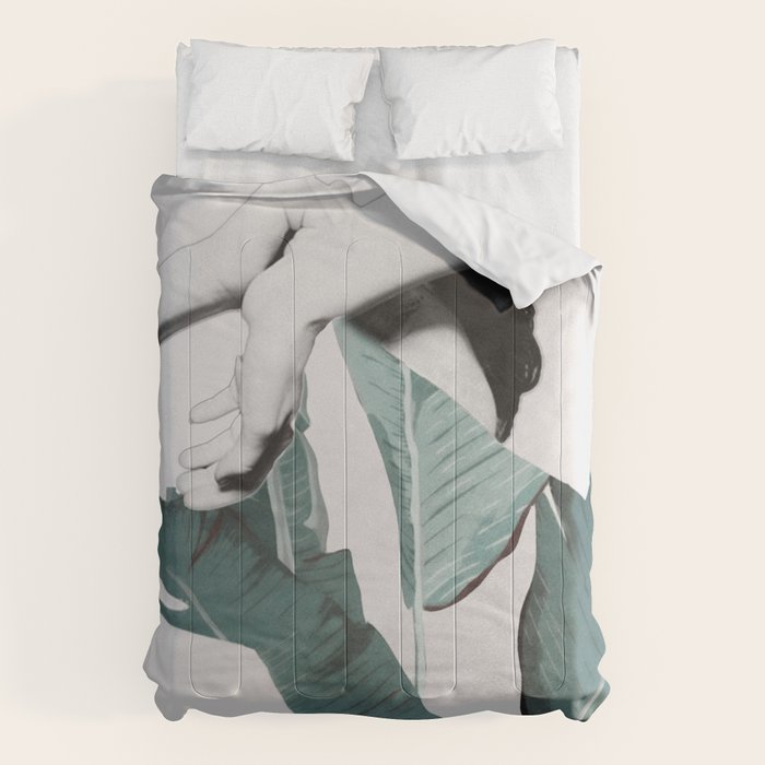 WOMAN 22c Comforter Gallery Image 6