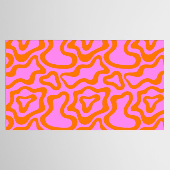 Wavy retro pink psychedelic pattern Tablecloth Gallery Image 2
