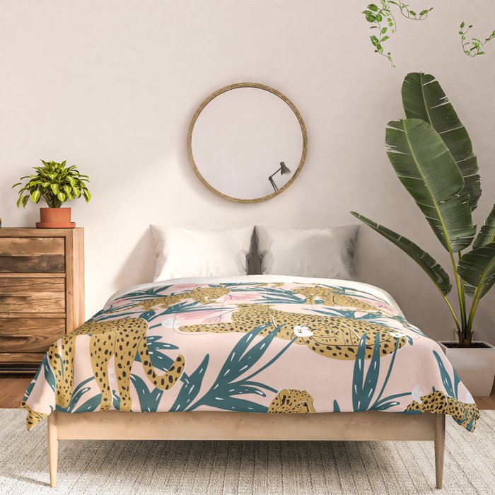 Cheetah jungle print on blush pink  Comforter Gallery Image 3