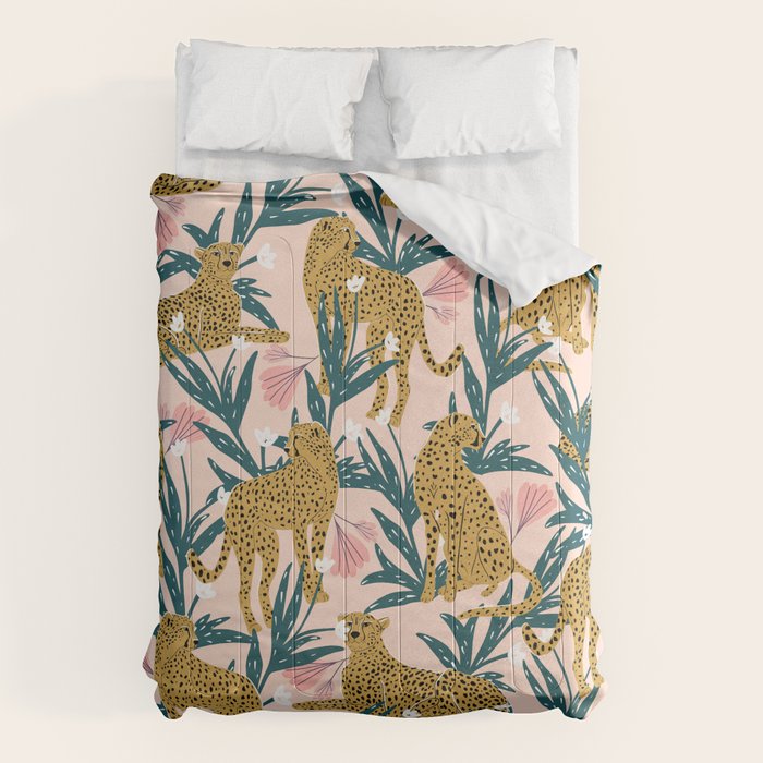Cheetah jungle print on blush pink  Comforter Gallery Image 6