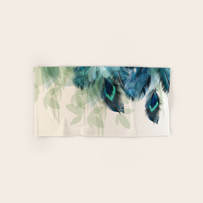 Beautiful Peacock Feathers Bath Towel Gallery Image 1