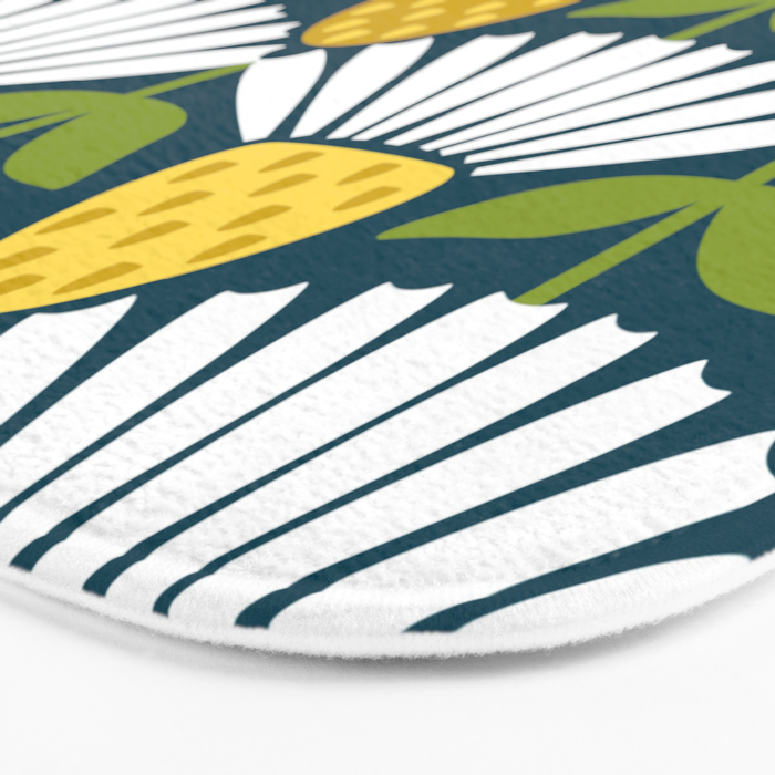 the daisies greet you Bath Mat Gallery Image 3