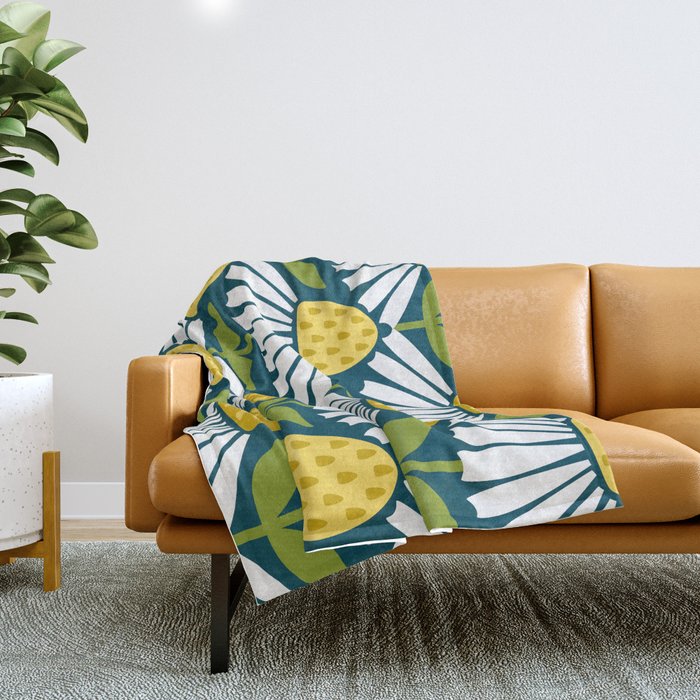 the daisies greet you Throw Blanket Gallery Image 1