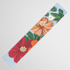 In full bloom Table Runner Gallery Image 3