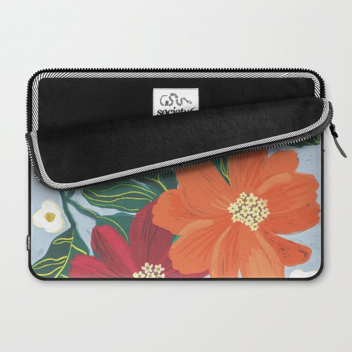 In full bloom Laptop Sleeve Gallery Image 2