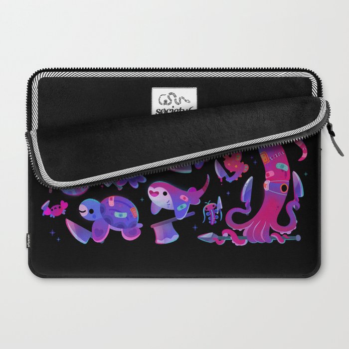 Stabby marine life Laptop Sleeve Gallery Image 2