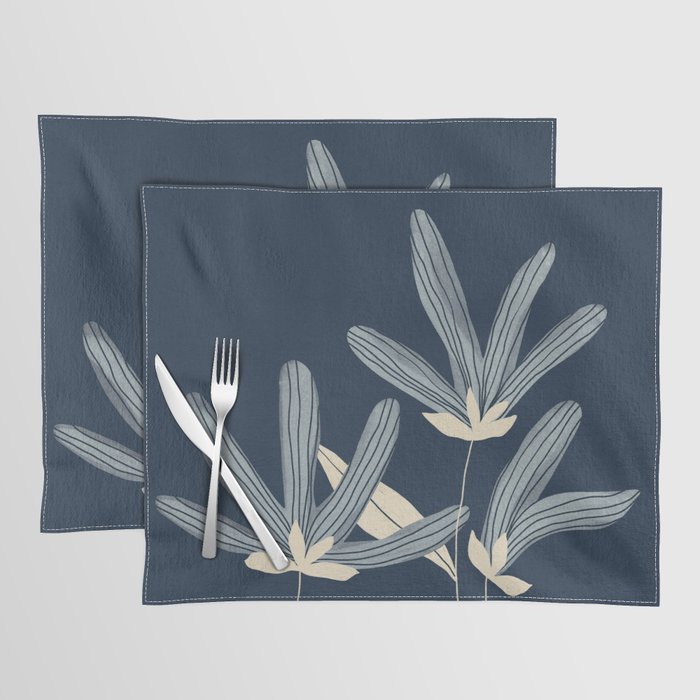 Three Flowers Placemat Gallery Image 1