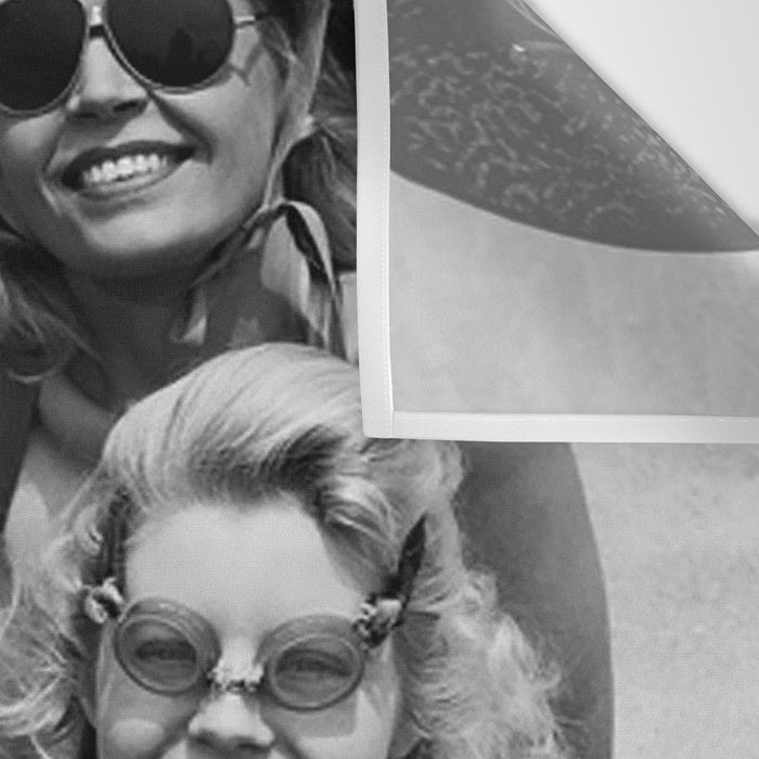 Vintage Girls In Sunglasses Wall Tapestry Gallery Image 3