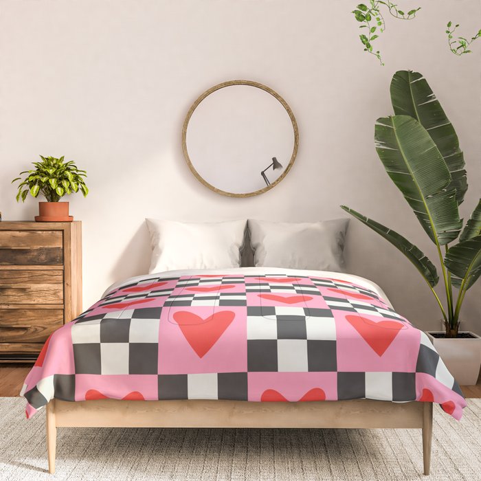 Red love heart checkered pattern Comforter Gallery Image 3