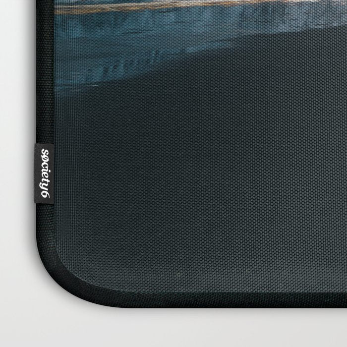 Iceland Mountain Beach - Landscape Photography Laptop Sleeve Gallery Image 3