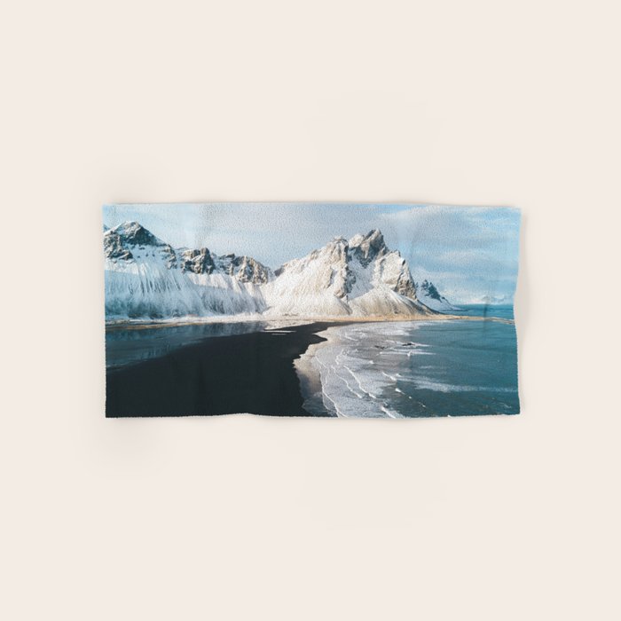 Iceland Mountain Beach - Landscape Photography Bath Towel Gallery Image 1