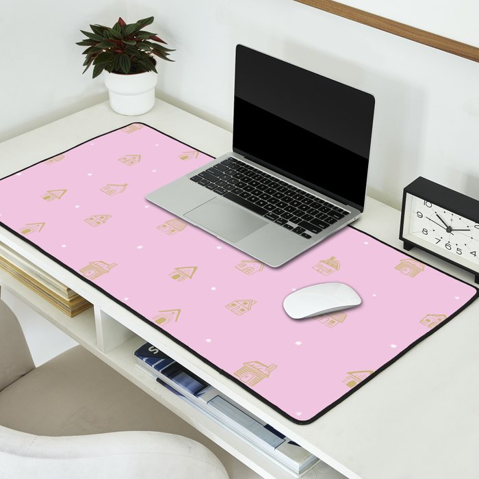 Christmas gingerbread house doodle pattern  Desk Mat Gallery Image 2