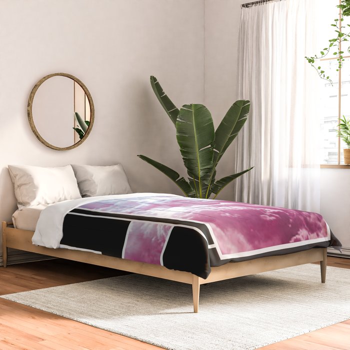 Vaporwave sky / Shapes / 80s / 90s / aesthetic Comforter Gallery Image 2