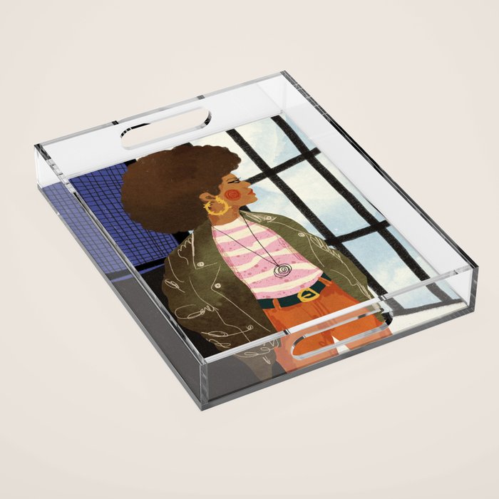 Girl with Golden Earing Acrylic Tray Gallery Image 1