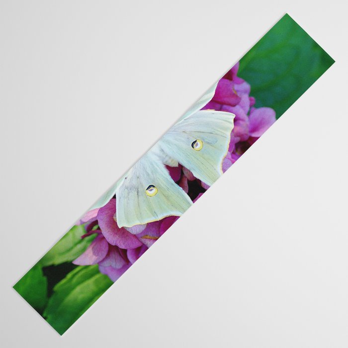 Luna Moth On Pink Hydrangea Nature Art Table Runner Gallery Image 3