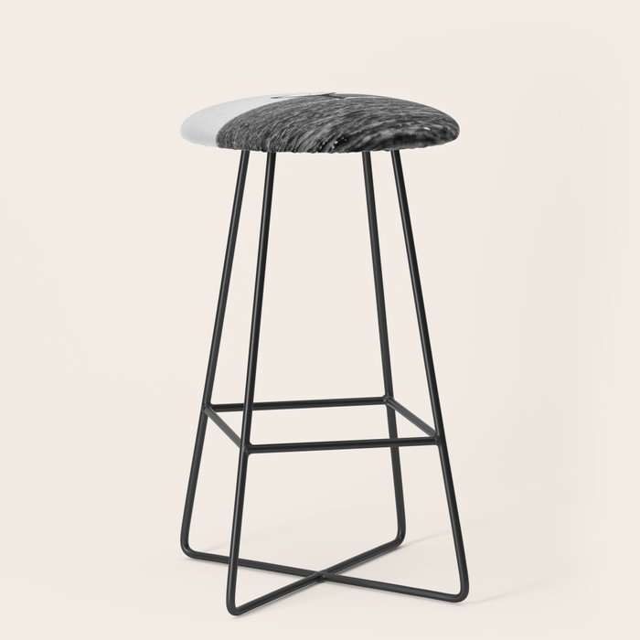 Whale Tail Stool Gallery Image 1