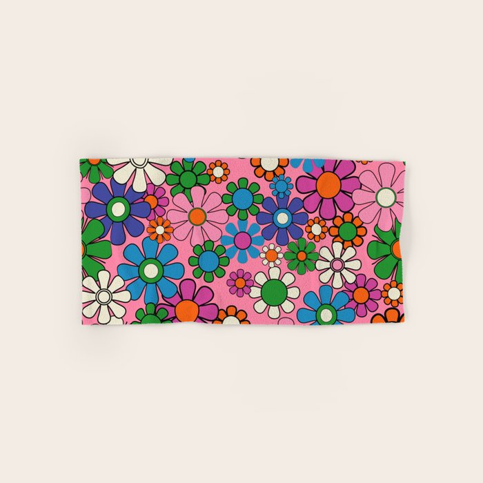 Groovy Retro Garden Colorful 60s 70s Pink Floral Pattern Bath Towel Gallery Image 1