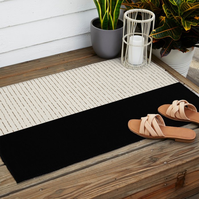 Cream Black Outdoor Rug Gallery Image 2