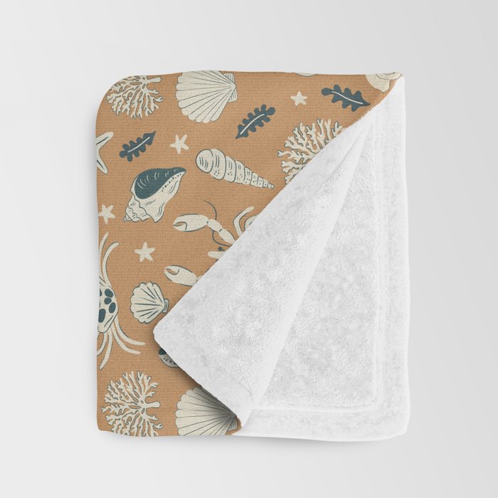 Crustaceans Seashells Throw Blanket Gallery Image 3