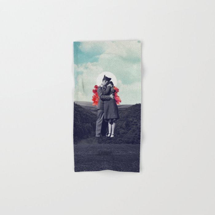 Hold My Breath Bath Towel Gallery Image 1