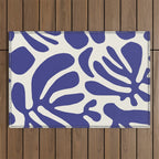 Abstract organic nature leaf art pattern Outdoor Rug Gallery Image 1