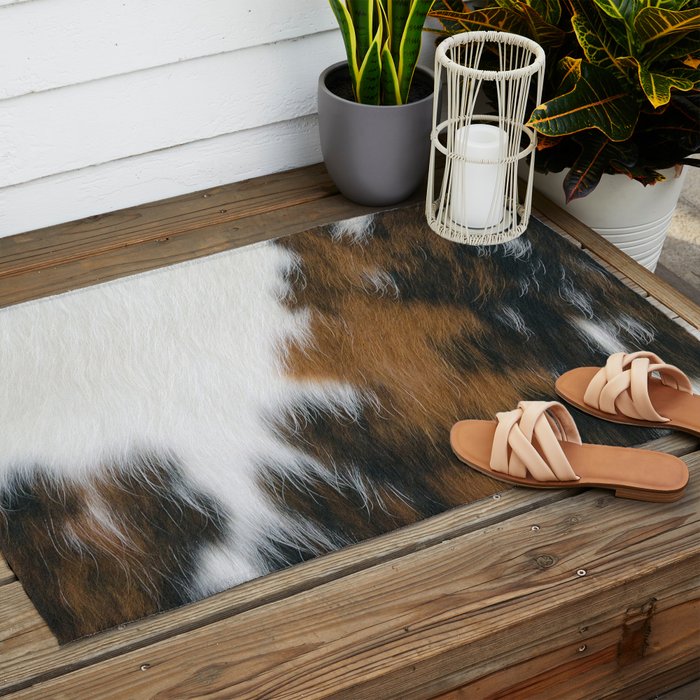 Cowhide Faux Texture  Outdoor Rug Gallery Image 2