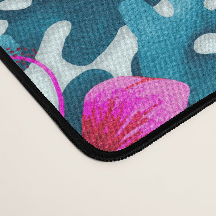 Tropical Hibiscus Pattern Pink Desk Mat Gallery Image 4